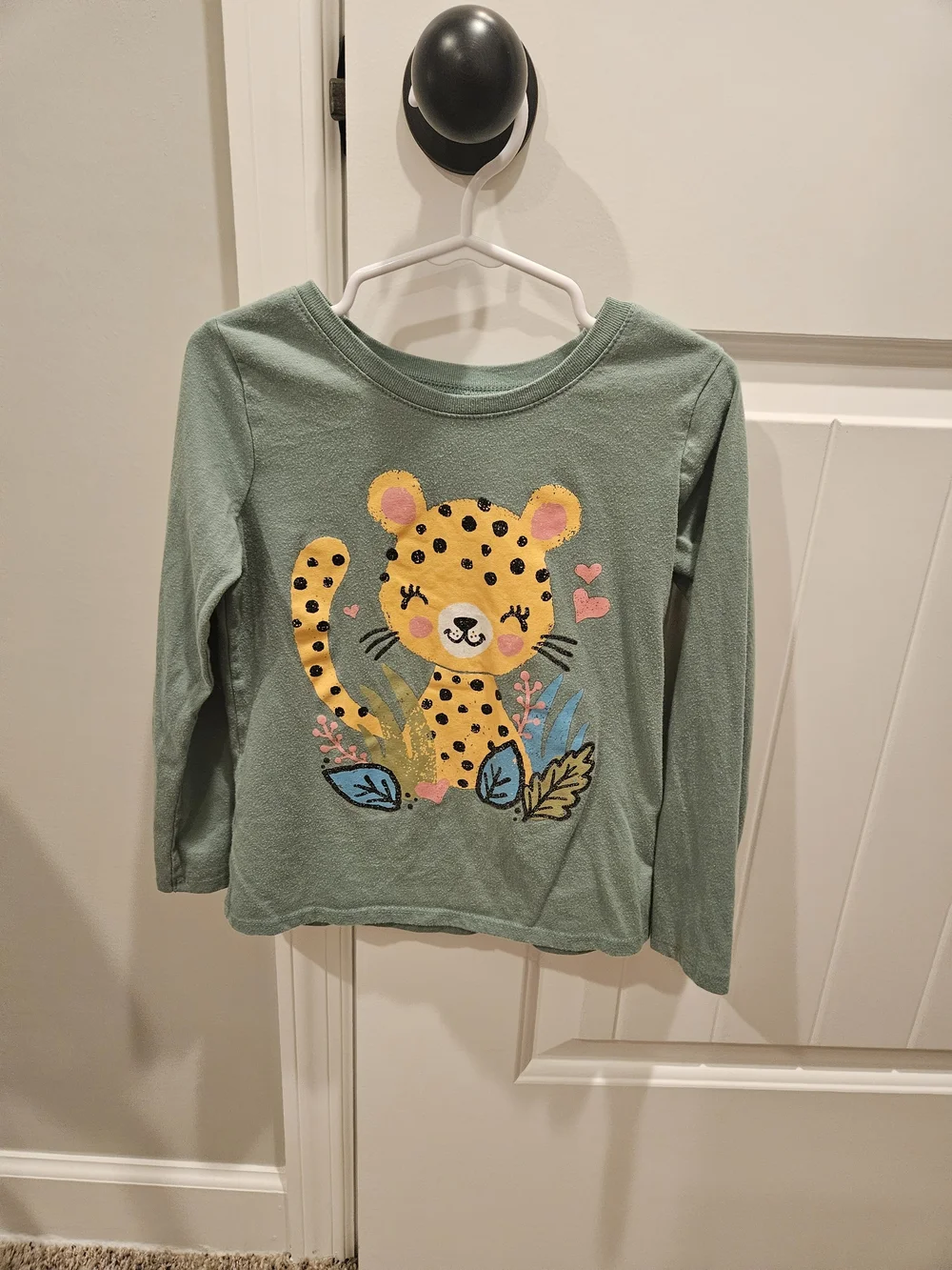 The Children's Place Green Long-Sleeve Tee with Yellow Leopard Graphic